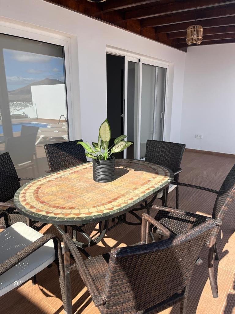 Villas Lanzarote Los Altos By New Lanzasuites Villa Cassidell Плая Бланка Екстериор снимка
